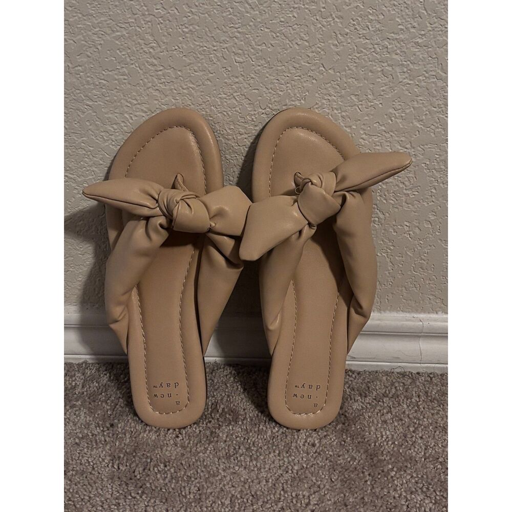 Beige Knot-Top Women's Slide Sandals